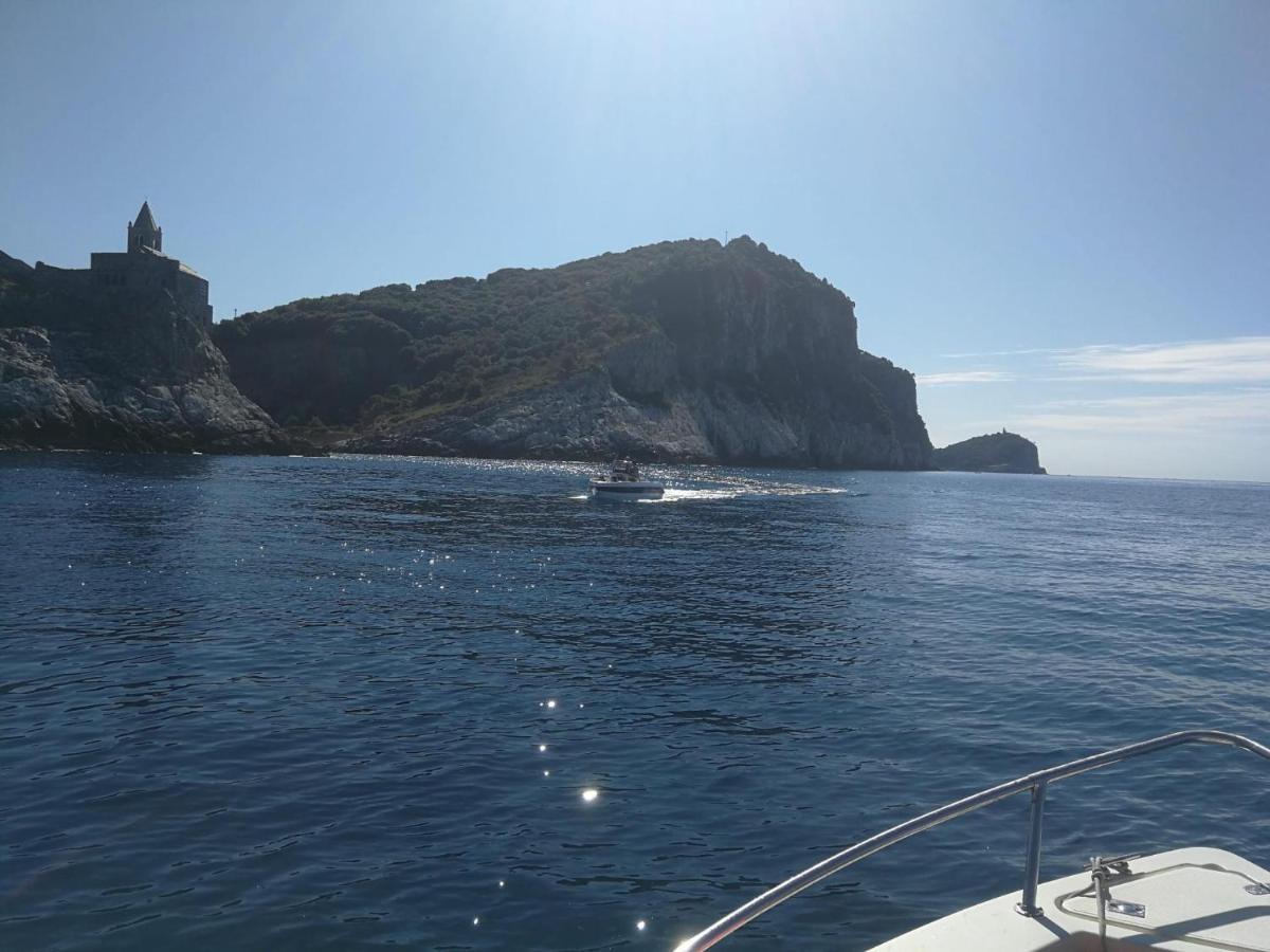 A Casa Di Gaia Hotell Riccò del Golfo di Spezia Eksteriør bilde