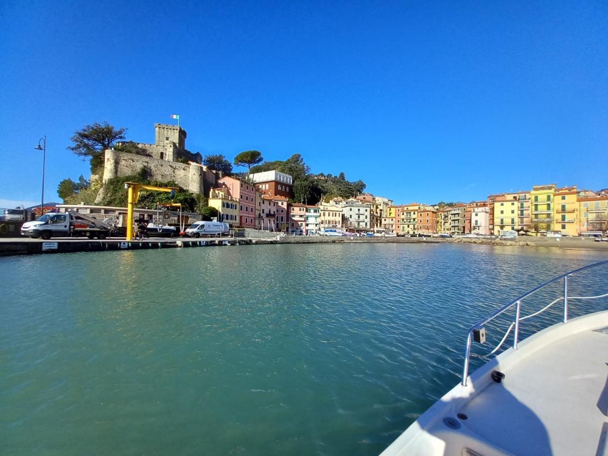 A Casa Di Gaia Hotell Riccò del Golfo di Spezia Eksteriør bilde