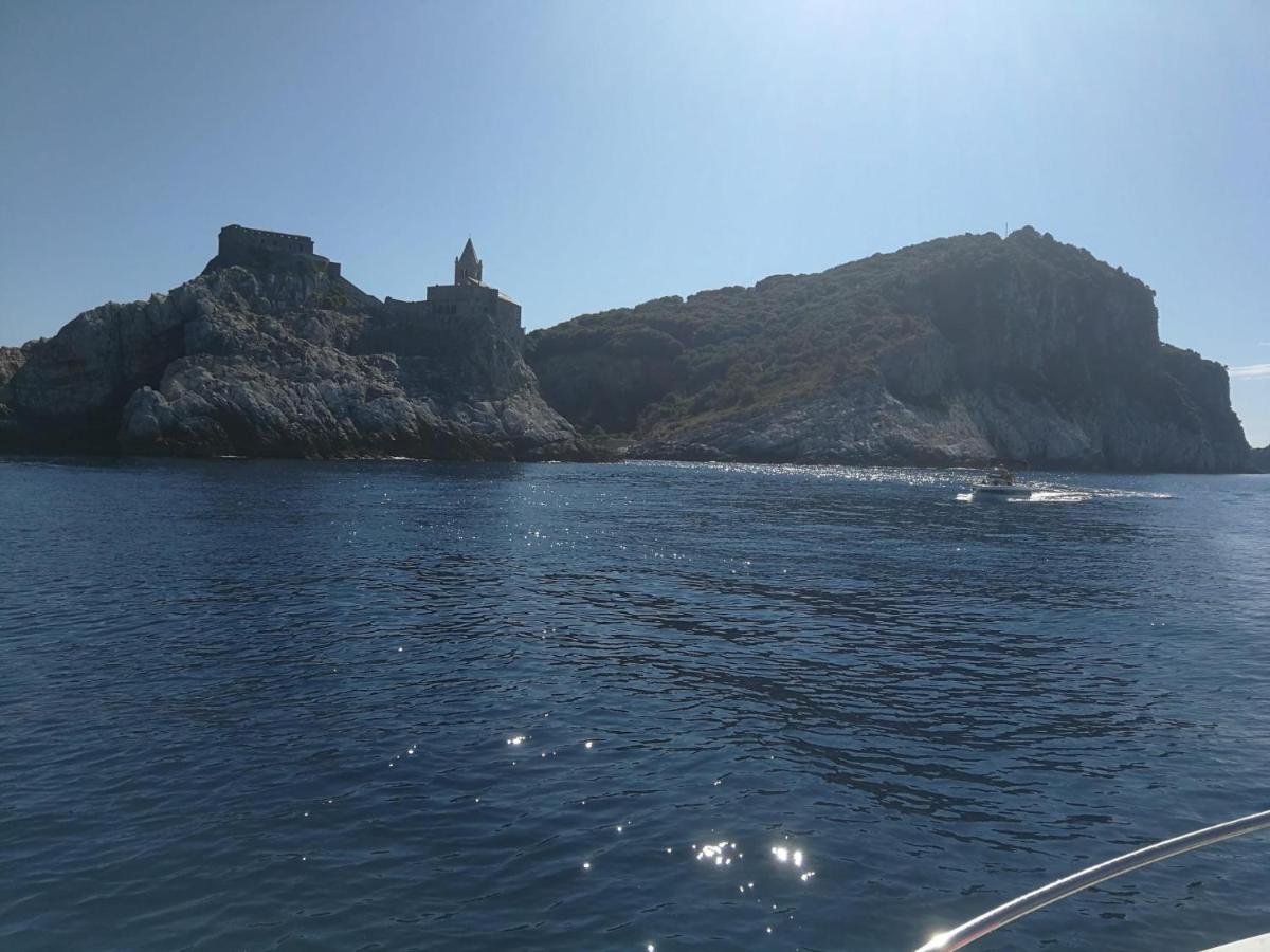 A Casa Di Gaia Hotell Riccò del Golfo di Spezia Eksteriør bilde