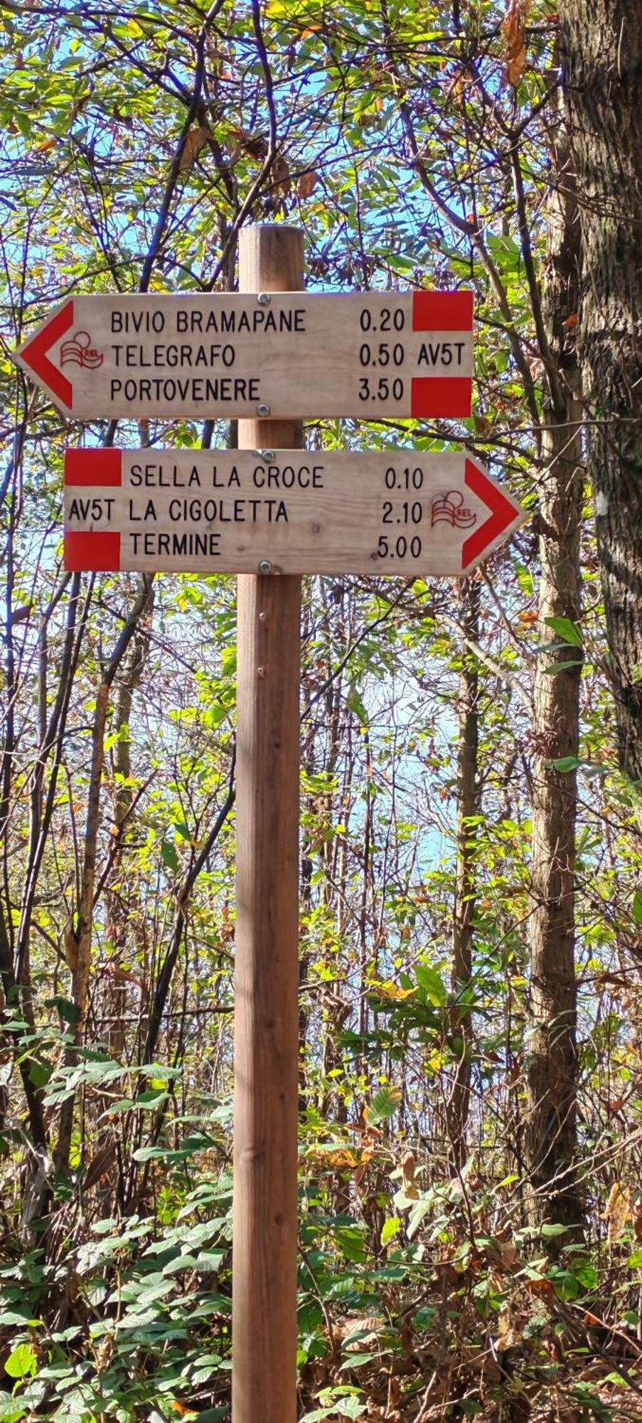 A Casa Di Gaia Hotell Riccò del Golfo di Spezia Eksteriør bilde